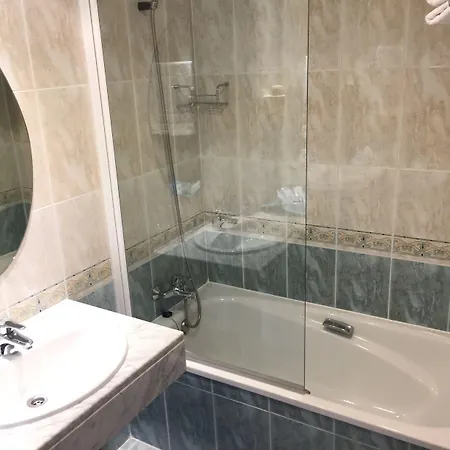 בית הארחה Alda Rio Duero 2*